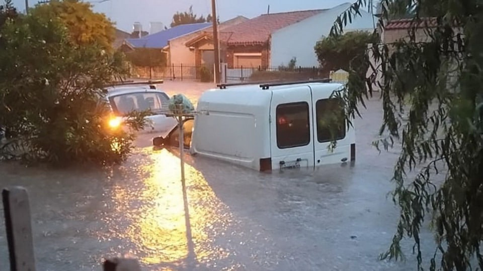 Tragedia en Bahía Blanca: lluvias devastadoras dejan 15 muertos