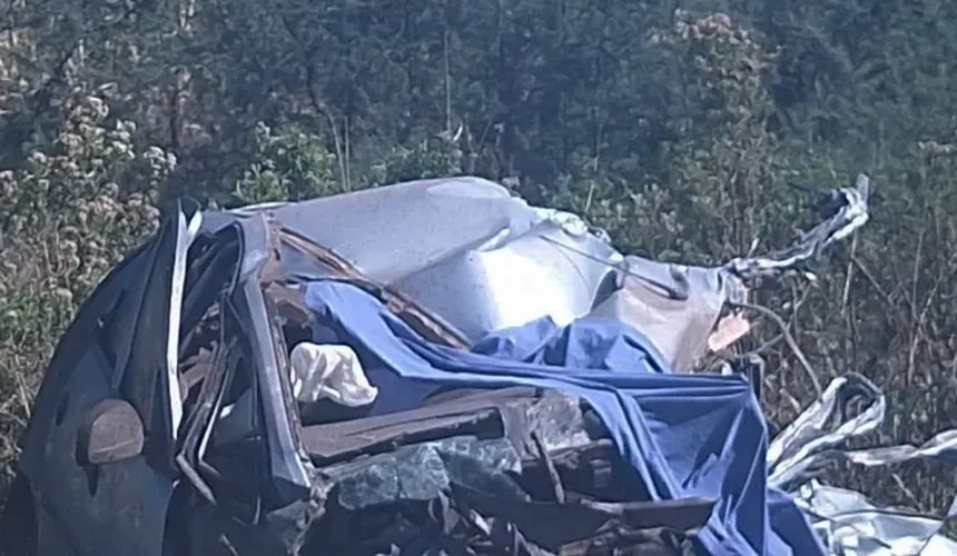 Fatal accidente en Ruta 11: murió un hombre al quedar atrapado en su auto